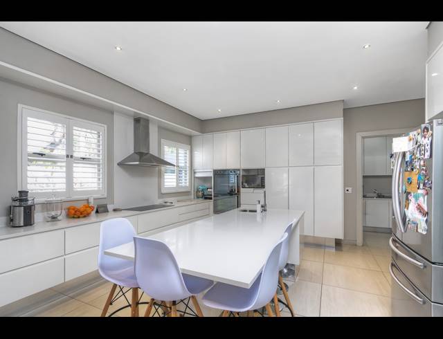 4 BEDROOM CLUSTER FOR SALE IN MORNINGSIDE